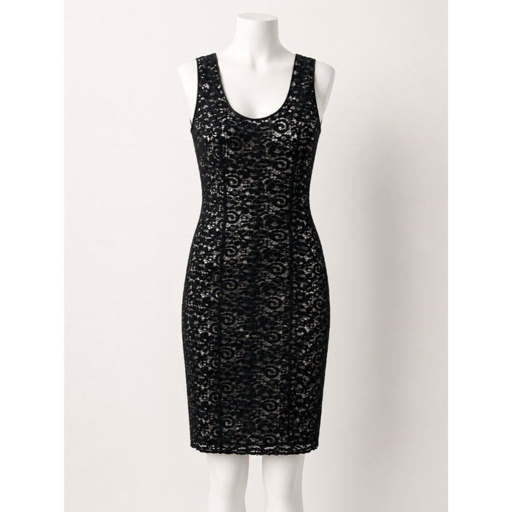 XOXO Bodycon All Over Lace Fully Lined Dress Size Jr 3/4 EUC